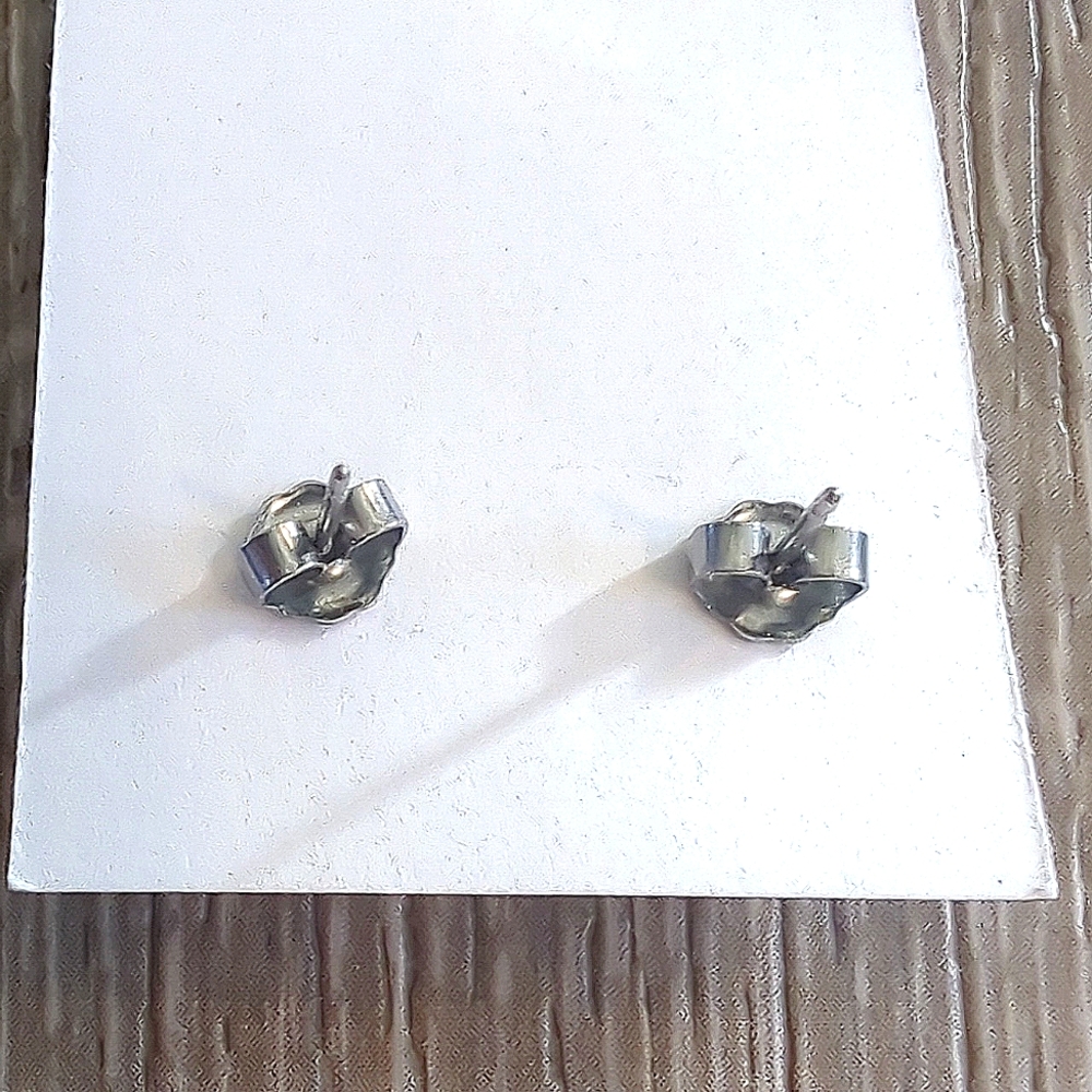🌼$5/$25🌼 Day of the Dead Skull Earrings - New - Picture 3 of 3